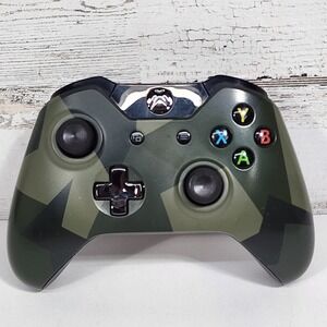 Microsoft Xbox One Wireless Controller Green Camo Armed Forces Edition